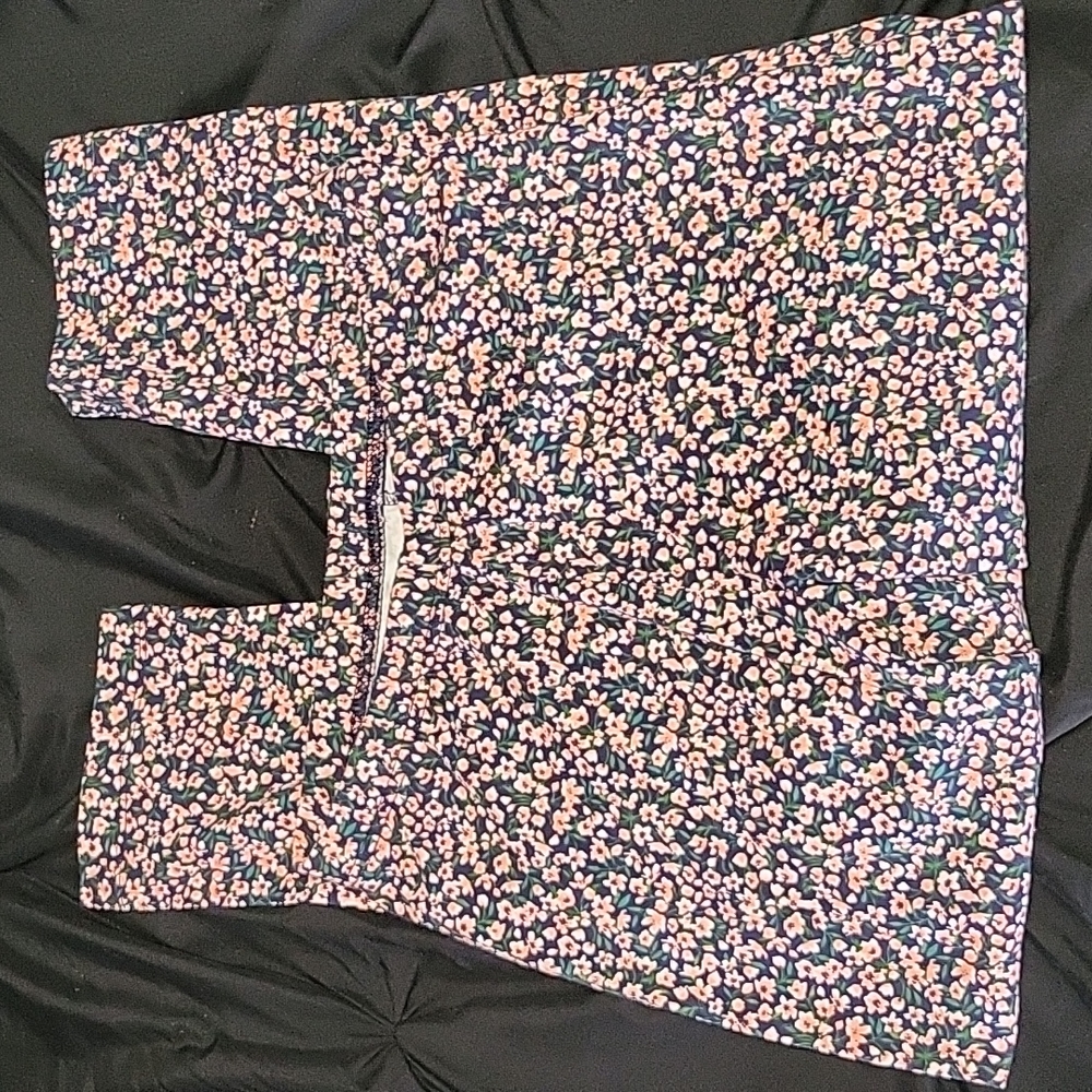 Comfy flowered  tights